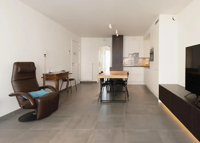 In Belgium With Private Terrace Apartament