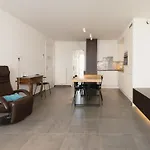 In Belgium With Private Terrace アパート